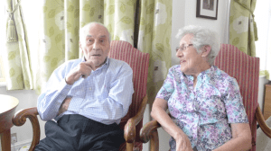 Voici les plus vieux "jeunes mariés": Ils ont 103 et 91 ans