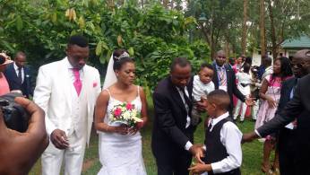 Cameroun: L’international Idriss Carlos Kameni s’est marié samedi passé (photos)