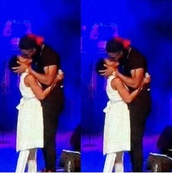 Flavour et Chidinma échangent un baiser intime sur scène: PHOTO