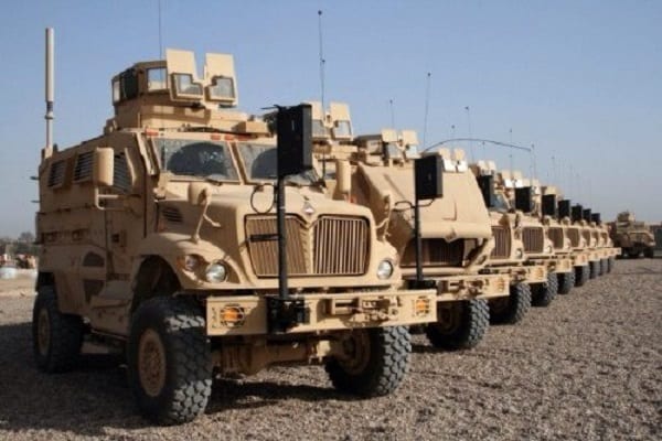 Les États-Unis offrent 24 véhicules blindés à l'armée nigériane dans sa lutte contre Boko Haram: PHOTOS