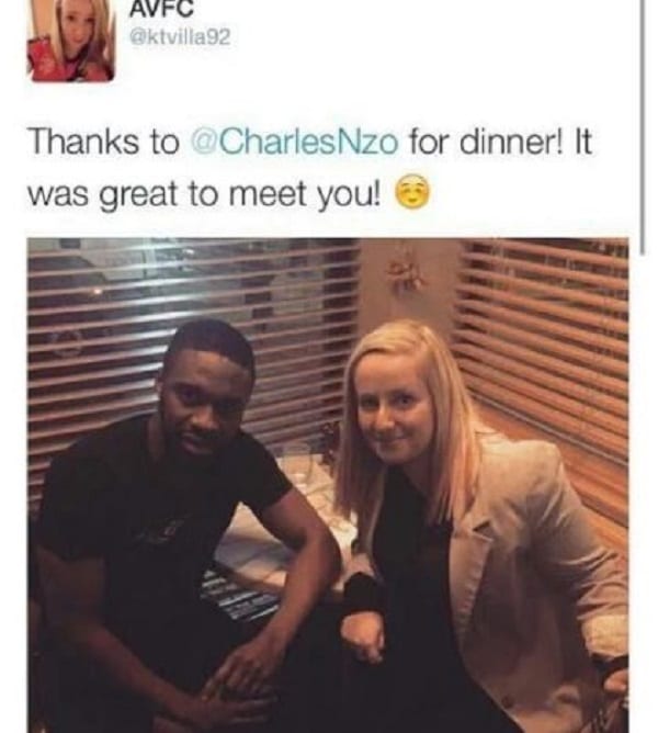 Le footballeur français Charles N'Zogbia une fan après qu'elle l'aie traité de fraudeur: PHOTO