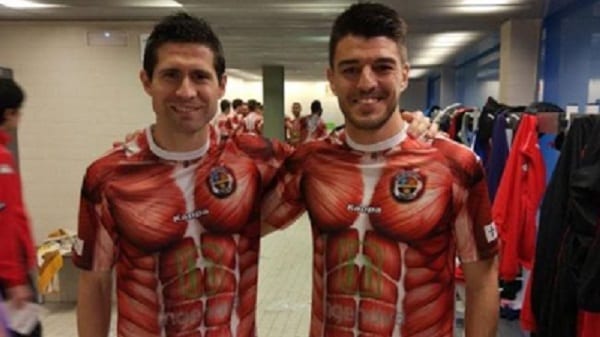 Le club Espagnol C.D. Palencia dévoile le maillot le plus 'ridicule': PHOTOS