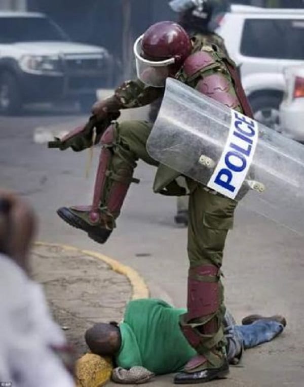 Kenya: La police brutalise les citoyens lors d'une manifestation en faveur de réformes électorales à Nairobi