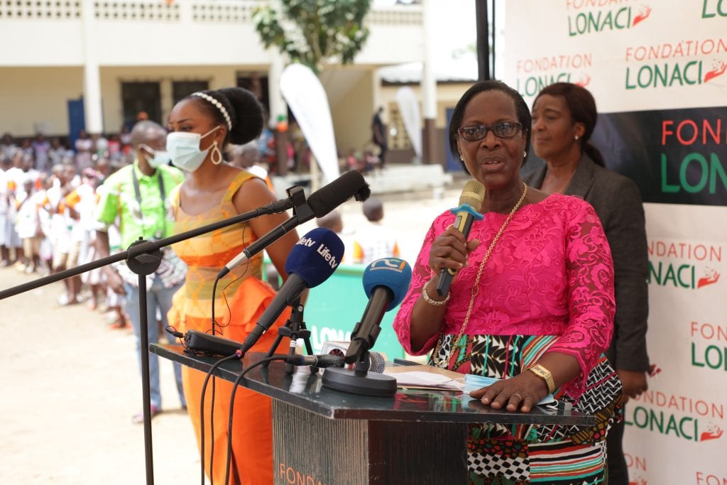 Côte d’Ivoire-Education : la LONACI remet les clés d’un groupe scolaire à Abobo