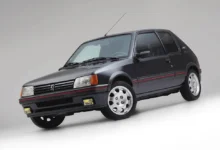 Bernard Arnault et la peugeot 205