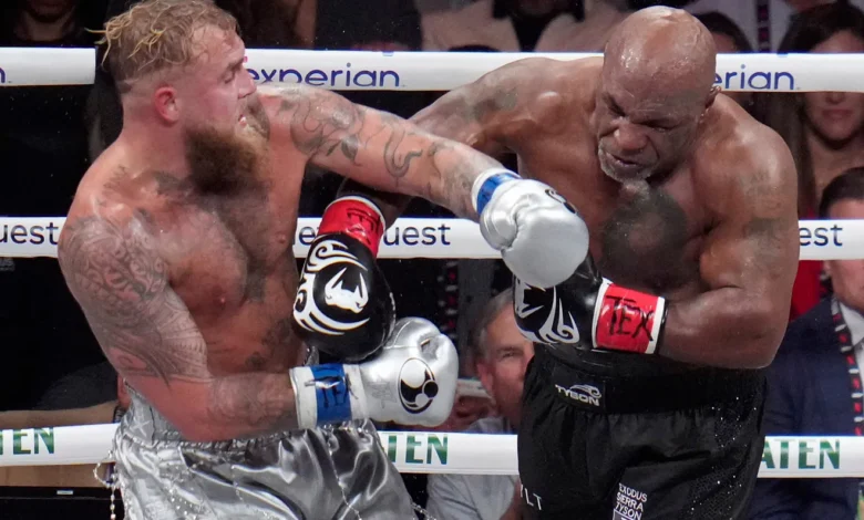 Jake Paul et Mike Tyson au combat